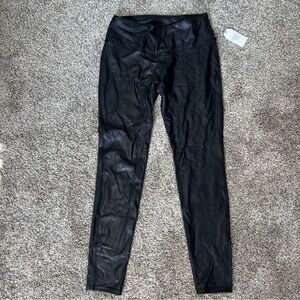 Time and Tru faux leather legging